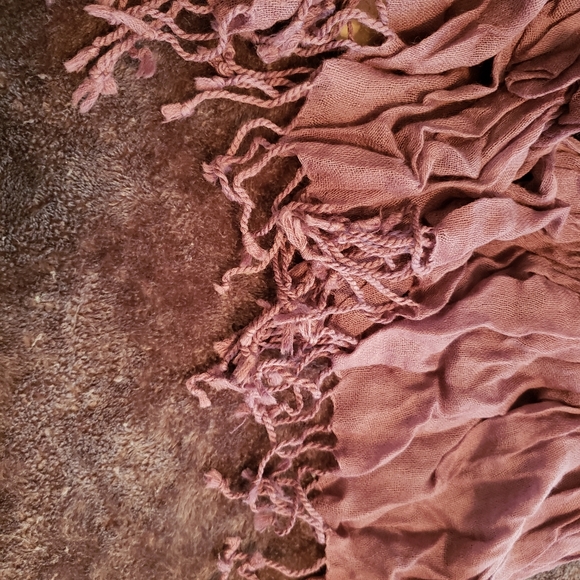 Scarf - Picture 2 of 4